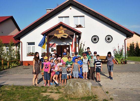 Grafika 7: „Dzieci z Ukrainy w Szymbarku”
